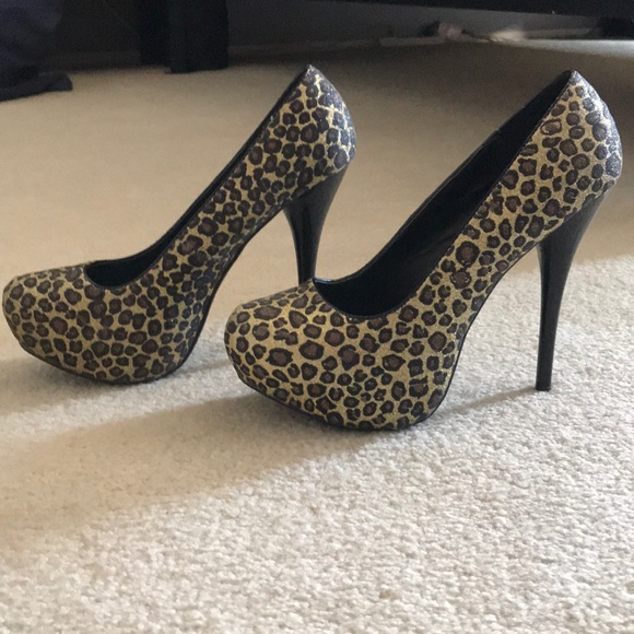 Platform heel - Picture 2 of 3